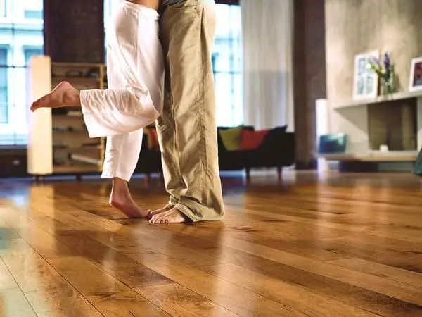 🥇SANDING, STAINING AND REFINISHING NEW & EXISTING HARDWOOD FLOORING🥇