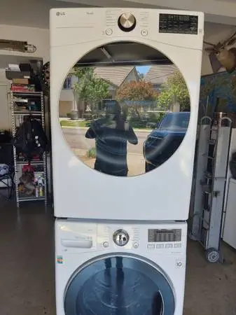 Washer and electric Dryer LG Front load Stackable