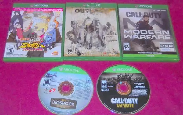Xbox One Bundle 5: COD Modern Warfare, WWll, Outlast Trinity, Storm 4+