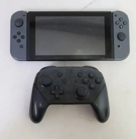 Nintendo Switch HAC-001