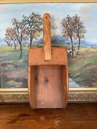Vintage Hand-Carved Solid Wood Grain Scoop with Sculpted Handle and Makers Mark