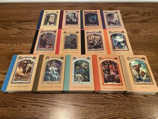 SERIES OF UNFORTUNATE EVENTS 1-13 BOOKS Lemony Snicket