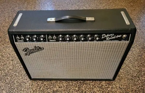 Vintage 1997 USA Fender 65 Deluxe Reverb Amp w/EXTRAS!