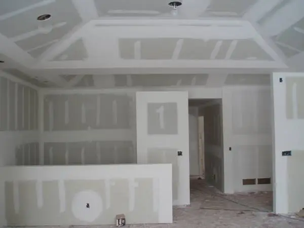 ENGLISH SPEAKING AMERICAN TAPING FINISHING DRYWALL TAPING REPAIRS