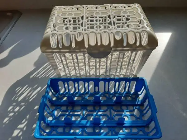 Dishwasher organizer/caddy -- clean, perfect condition, never used