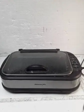 Power XL Indoor Smokeless Grill Pro. In Great Condition.