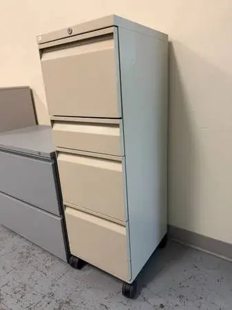 Teknion 4 Drawer File Cabinet / Filing Cabinet