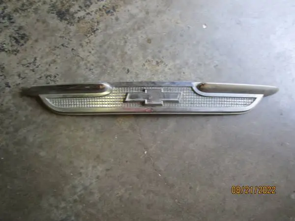 1959 CHEVY TRUCK HOOD EMBLEM