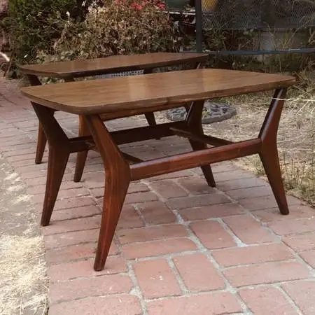 Pair Super Cool 1950s Mid Century Modern End Tables/great condition