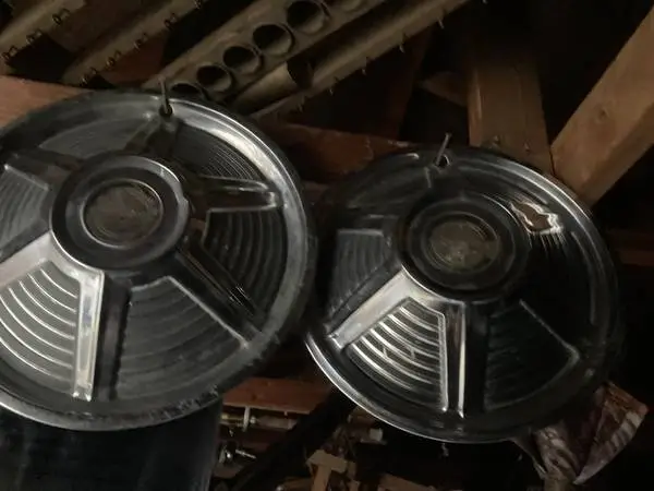 ORIGINAL 14 1964 1/2 MUSTANG CAPS
