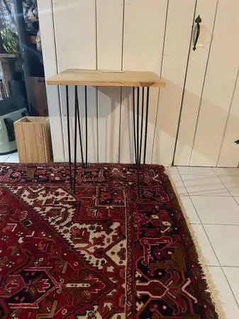 Hairpin leg TABLE