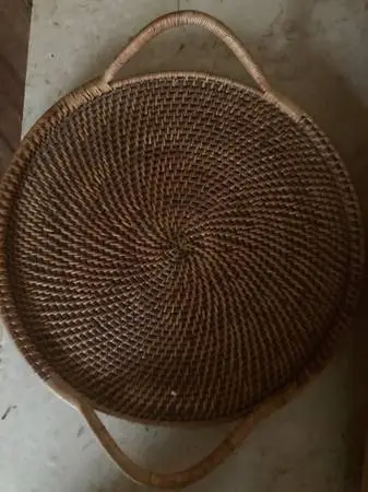 VINTAGE HAND WOVEN RATTAN TRAY