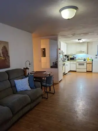 Med. Size room for Rent as a Roommate