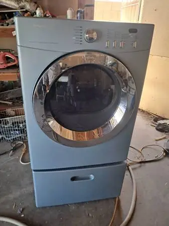 ELECTRIC DRYER CAN DELIVER