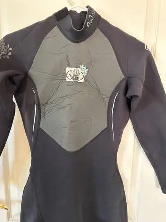 Body Glove Women’s Full Wetsuit Pro 3 3/2mm Sz 7-8.