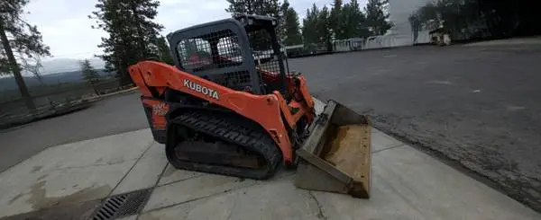 2017 kubota skidsteer SVL75-2 (tracked)