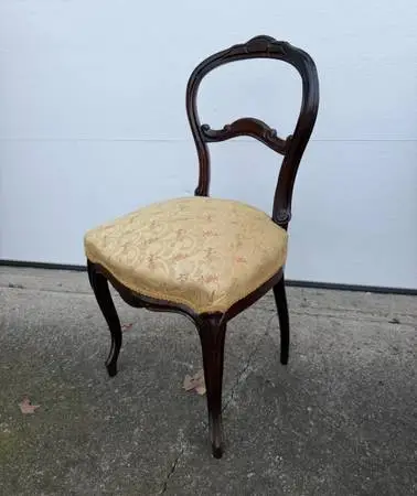 Antique 1880s Victorian Brazilian Rosewood Balloon Back Dining Chair