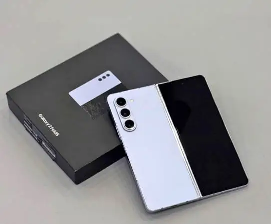 Galaxy Z Fold 5 Unlocked