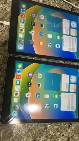 Ipad 5th gen 52gb wifi only