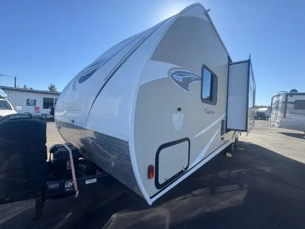 2019 FOREST RIVER FREEDOM ULTRA LITE 246 RKS