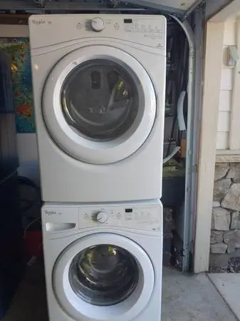 Washer and electric Dryer whirlpool Front load Stackable