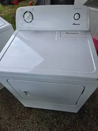 Amana electric clothes dryer
