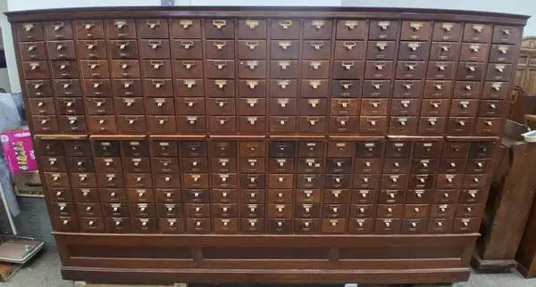 Wonderful Antique Quarter Sawn ( Tiger Oak ) Library Card Catalog