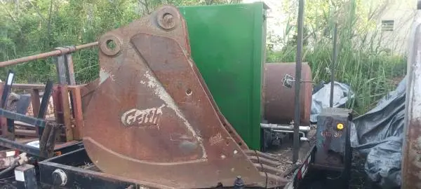 36 Geith fits Cat 325 Excavator Bucket