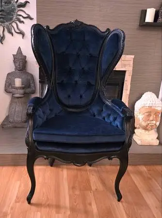 chair - Louis XVI style - throne - previously owned by Celine Dion