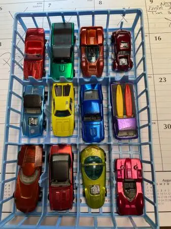 Buying older toys,trains, Hot Wheels,diecast,slot cars,models,etc.
