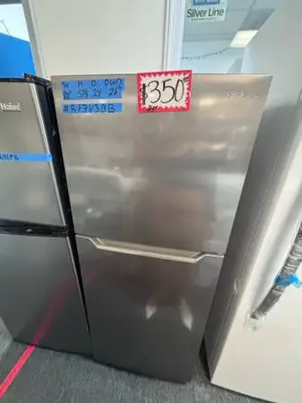 24” stainless steel top freezer fridge working perfect