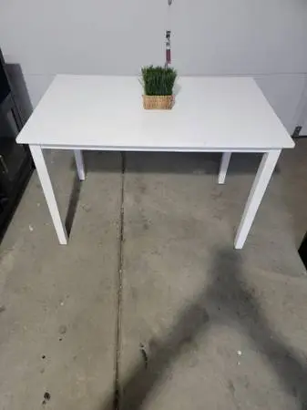 Kitchen table