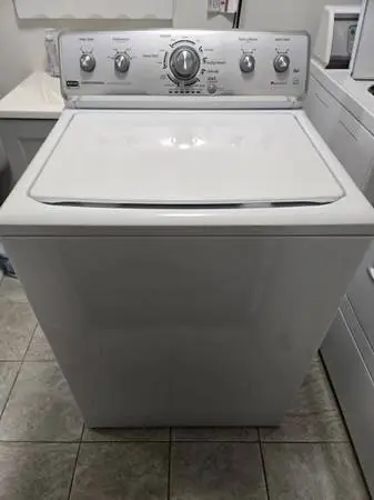 Maytag clothes washer