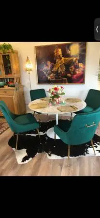 4 green velvet dining chairs