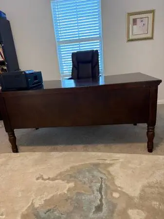 Office table
