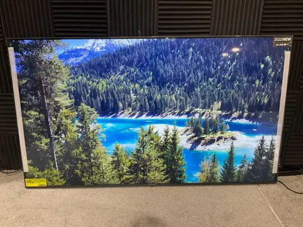 NEW 4K 65 Inch TV from LG