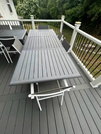2 Retractable tables & 10 chairs