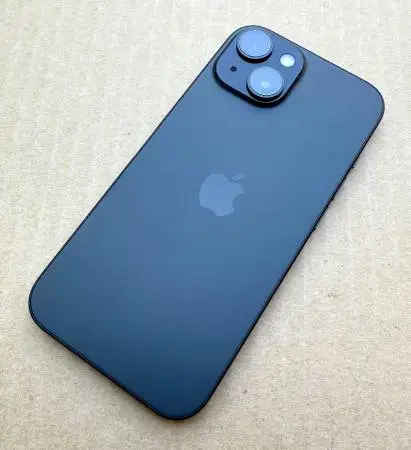 UNLOCKED - Apple iPhone 15 (256 GB) Black - Like New