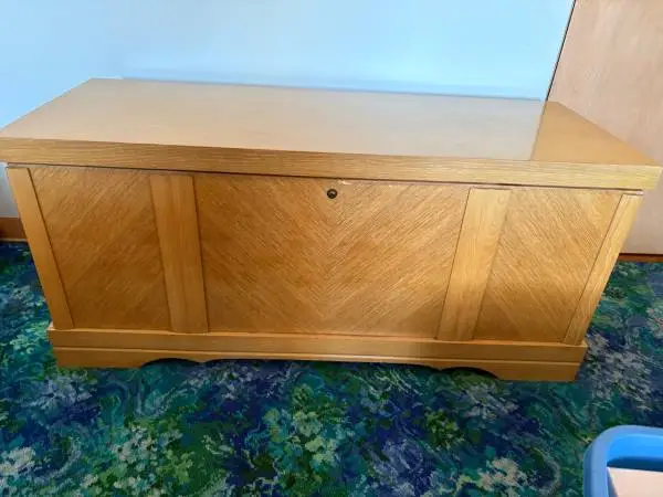 Vintage Lane Cedar Chest
