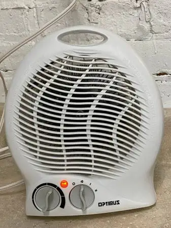 Small, But Powerful Fan Heater