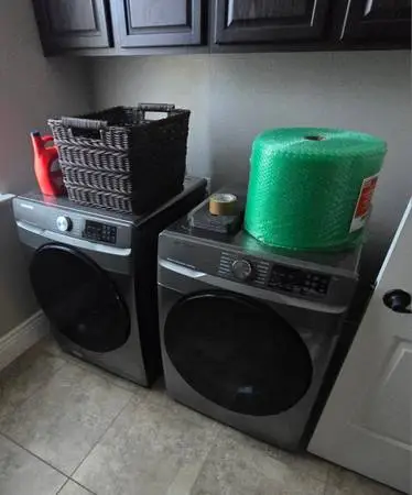 🧺 Samsung Smart High-Efficiency Front Load Washer Dryer 4.5cu Set 🧺