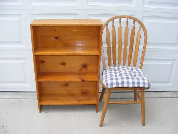 Knotty pine bookshelf