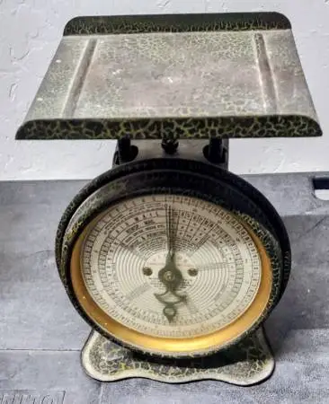 Pelouze Victor Vintage Scale
