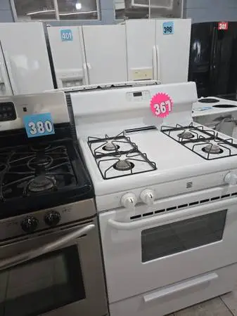 30”gas range kenmore 4 burners basic for sale!