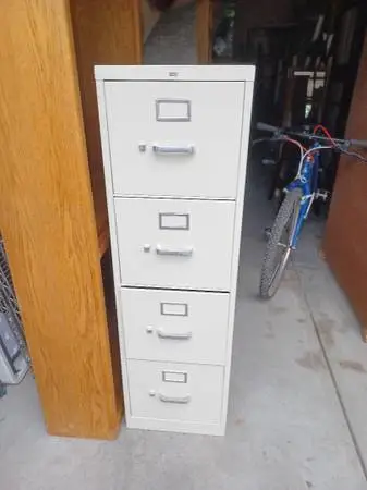 HON Heavy Metal FILE Cabinet with 4 Drawers