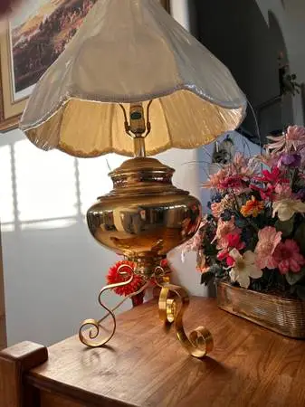 30” Vintage Quality Real Brass Table Lamp.