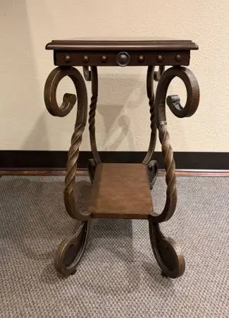 Chairside End Table