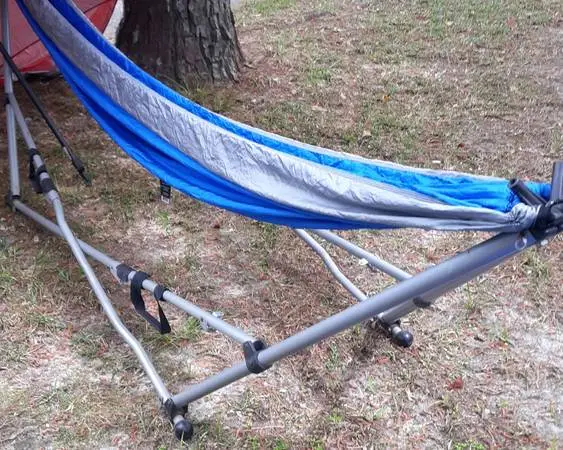 Iron Free-Stand Portable Hammock With New Bed