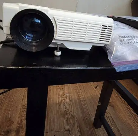 Projector (indoor/ outdoor)