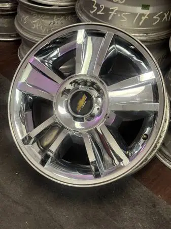 CHEVY RIM WHEEL 20 INCH CHROME FACTORY 6 LUGS ONLY ONE RIM